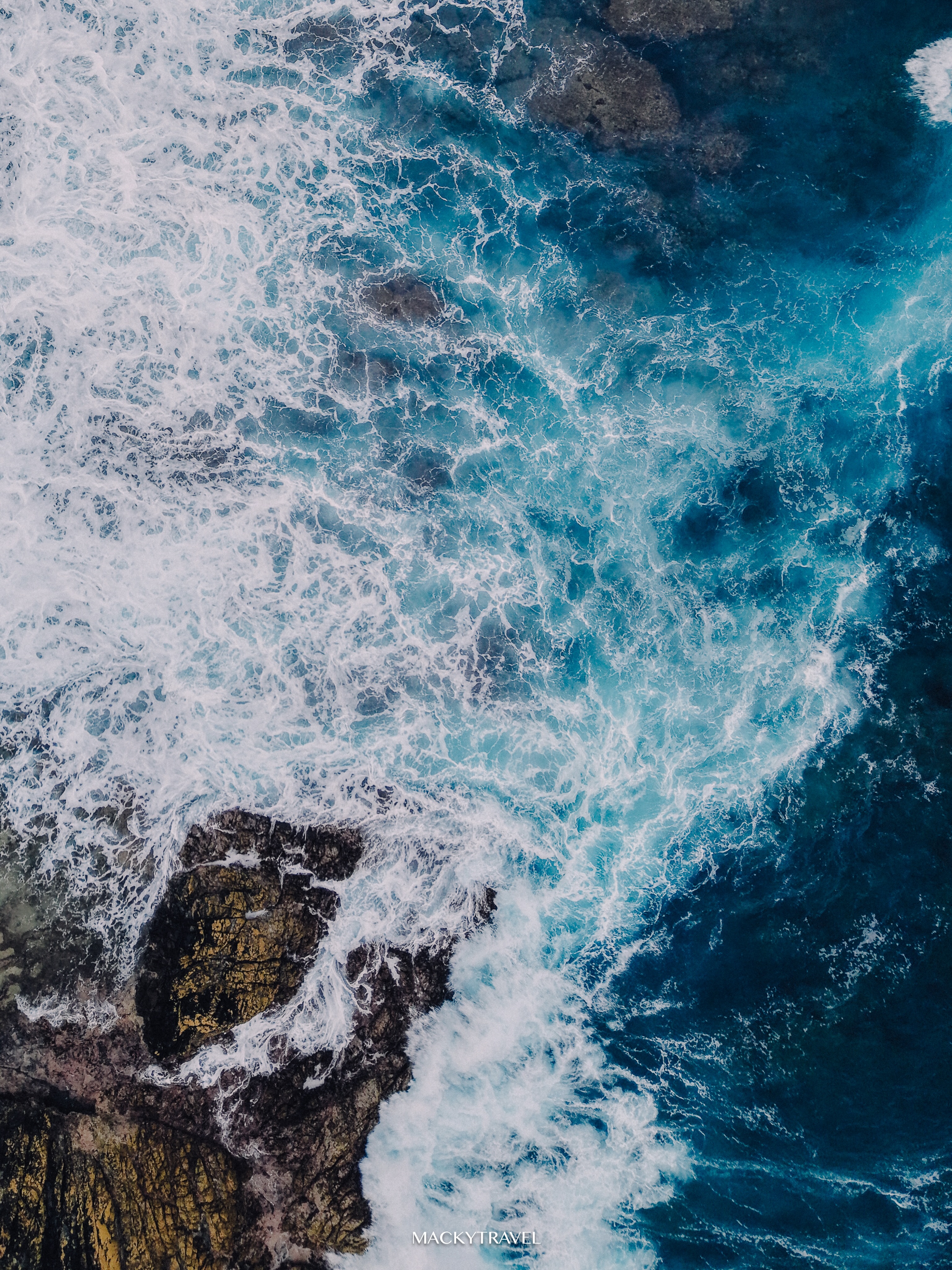 Just dropping these images of waves!!
#waves #photodump #djimini5pro